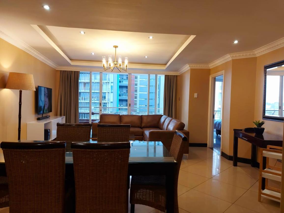 Ocean Sunrise At The Sails - Durban Point Waterfront Apartment Ngoại thất bức ảnh