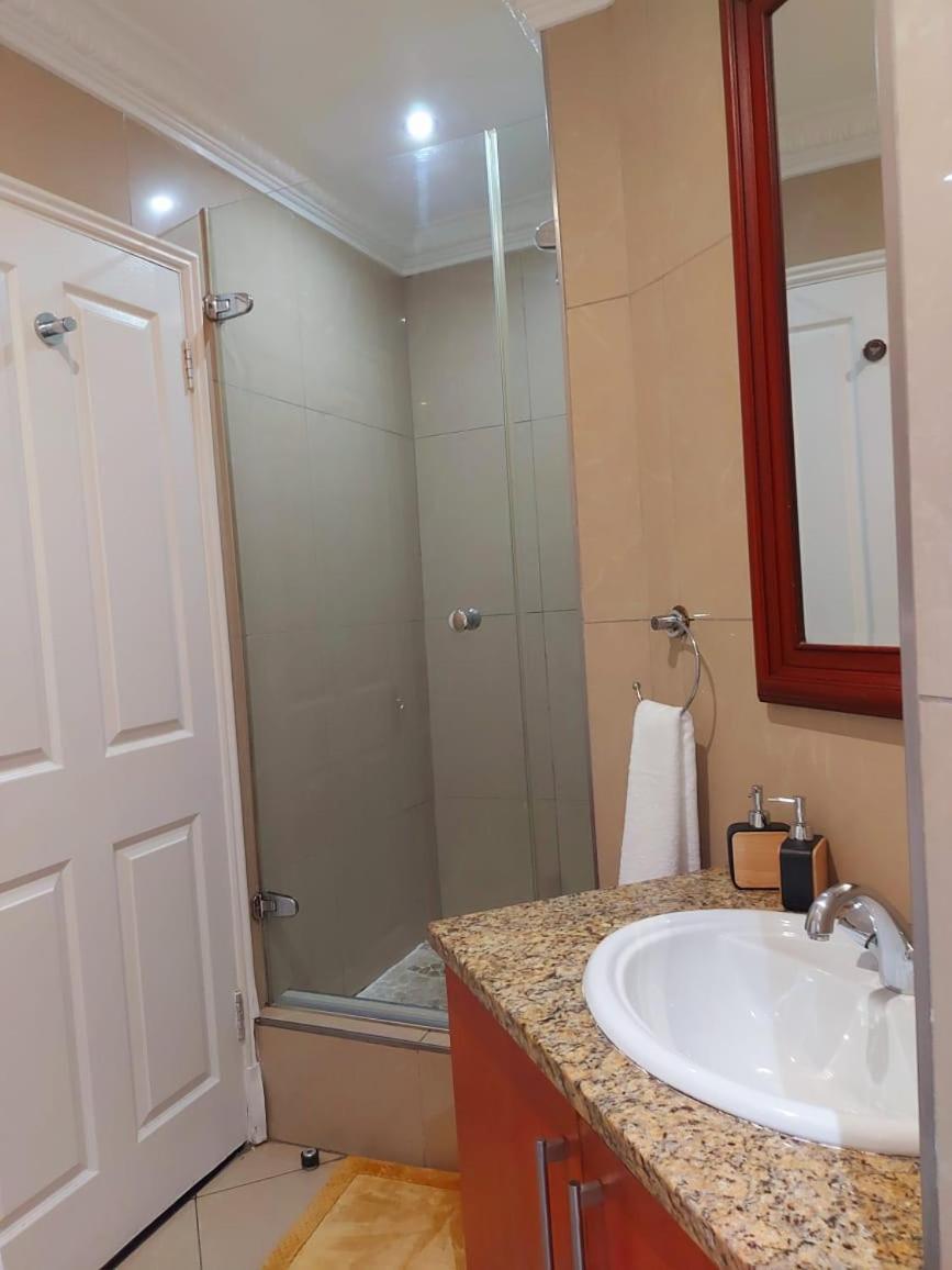 Ocean Sunrise At The Sails - Durban Point Waterfront Apartment Ngoại thất bức ảnh